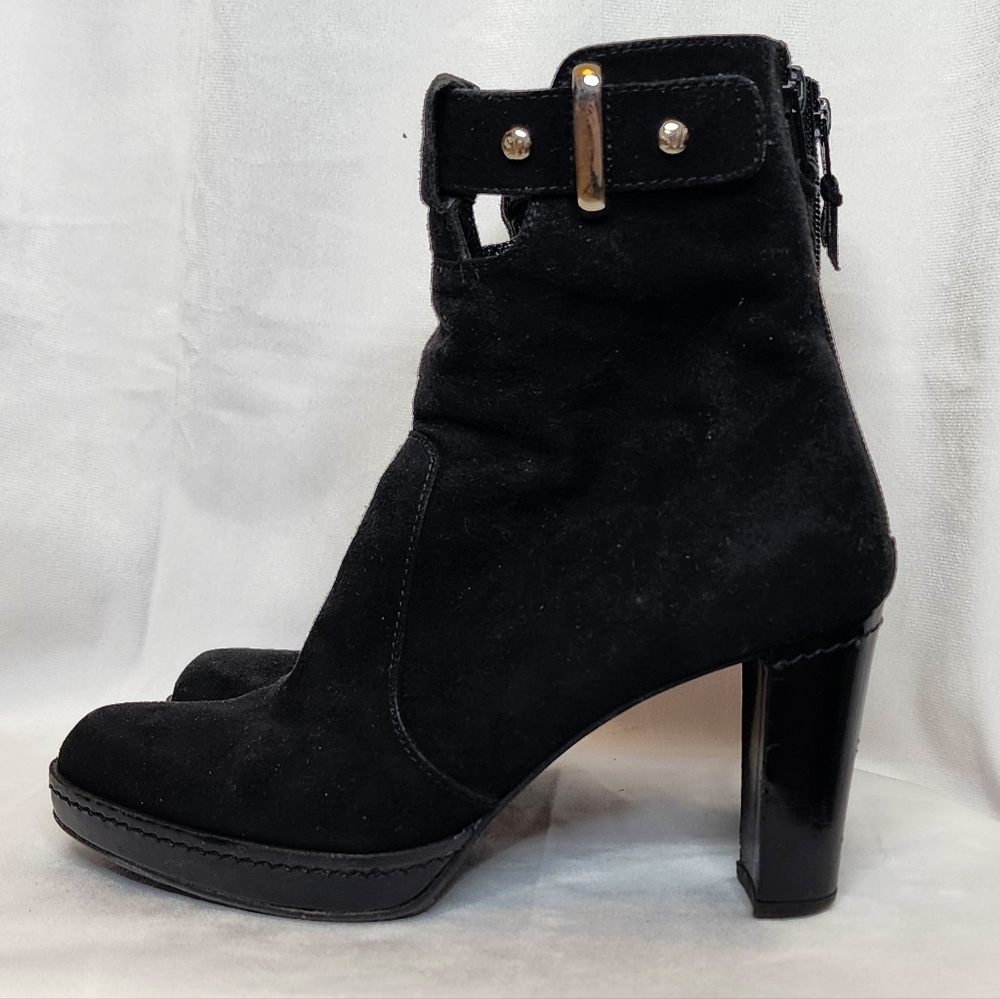 Women's Stuart Weitzman Block Heel Ankle Booties / Suede Leather / Size 8